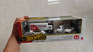 Hot Wheels Premium Honda Anniversary Set