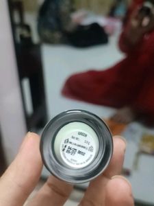 Unreal Cover Colour Corrector - Green