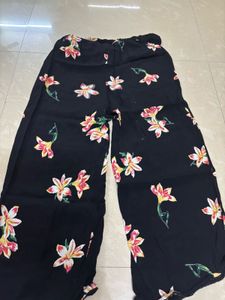 Premium Floral Wide-Leg Flowy Trousers