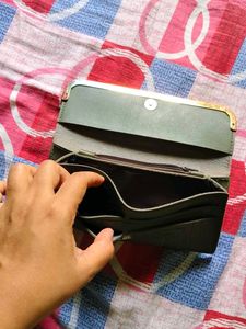 Chic "Fashion" Wallet with Clover Accent