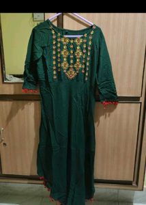 Embroidered Green Kurta