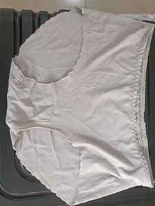 Comfortable &amp; breathable girls silver colour panty