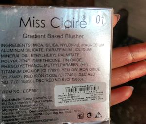 Miss Claire Gradient Baked Highlighter