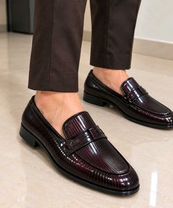 Men's Da Vinchi Cherry Black Ribbed Penny Loafers