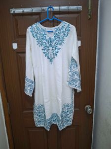 Embroidered White Kurta