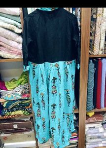 Stylish Women's Printed Kurta