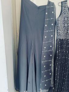Grey suit with pallazo N Dupata