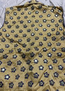 Embroidered Sleeveless Jacket