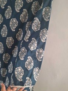 Stylish Blue Paisley Print Kurta