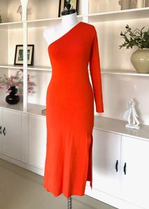 Chic One-Shoulder Midi Dress