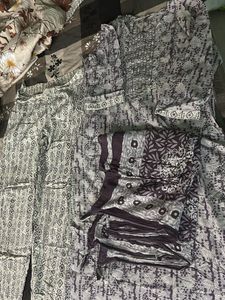 Combo Elegant Printed Kurta Set with Dupatta