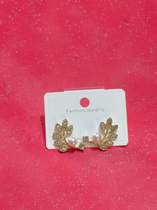 Elegant Pearl Leaf Earrings