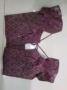 Shimmer Saree With Silver Tikki ( Sequence)