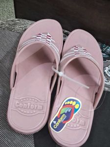 Conform Pink Flip-Flops