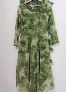 Elegant Green Floral Kurta Set with Dupatta