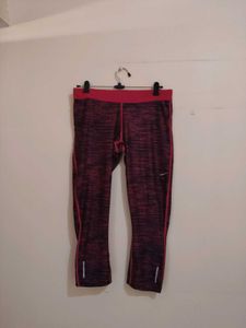 Nike Women's Athletic Capris