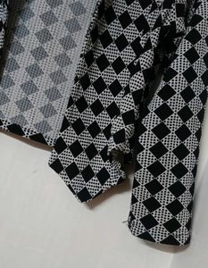 Stylish Black &amp; White Patterned Jacket