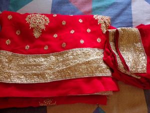 Womens Red Saree
