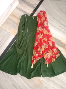 Green Anarkali Kurti With Duptta