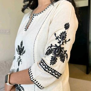 Embroidery Work Kurti Set