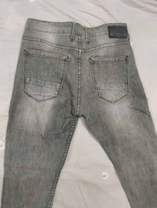 Stylish Grey Distressed Jeans