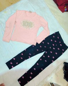 Very Beautiful H&M Leggings With Top