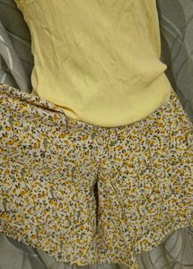 Cute Yellow Ribbed Tank Top &amp; Floral Skort Set