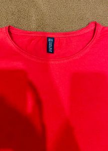 Men Solid Round Neck Poly Cotton Red T-Shirt