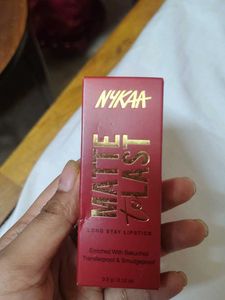 Nykaa Matte-to-Last Lipstick Shade Maharani