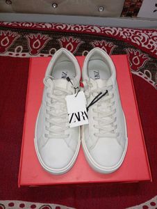 ZARA MEN'S lace-up sneakers