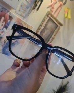 cutecore black glasses >3<