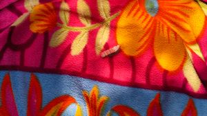 Vibrant Floral Print Cozy Blanket