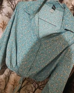 Light Blue Floral Print Cropped Shirt