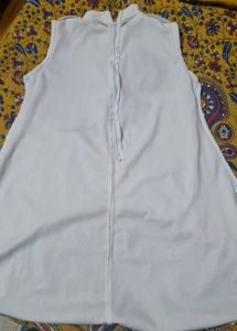White Rose Embroidered High-Low Sleeveless Tunic