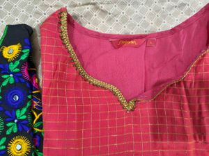 Embroidered Kurta Set