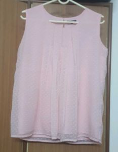 Elegant Pink Sleeveless Pleated Top