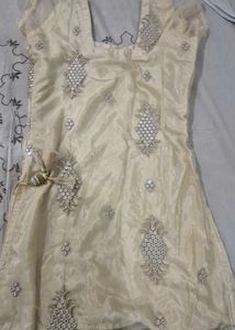 Elegant Embroidered Kurta