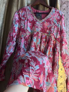 Floral Print nyra chinnon Kurta set