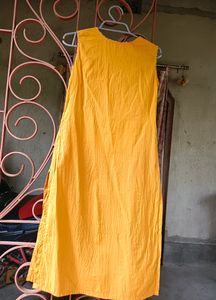 Branded Beautiful Cotton Kurta With Patch Pocket💛