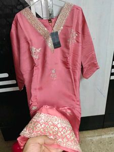 Elegant Pink Kurta with Sequins