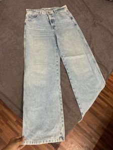 ZARA Light Wash Wide Leg Jeans
