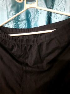 Net Embroidered Black Leggings L Or Xl Size