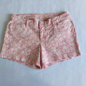 Old Navy pixie  Pink Floral Shorts 🌸