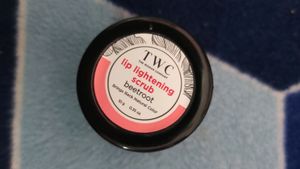 TWC Beetroot Lip Scrub