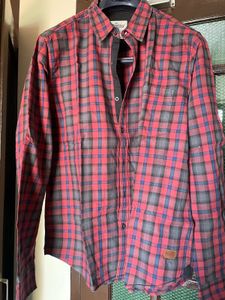 Roadster Men's Red Plaid Shirt