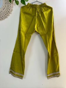 Mehndi Green japan silk embroidery suit pant Set