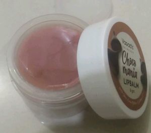 Lip Balm Lot + FREE LIPSTICK BOX WORTH RUPEES 2000