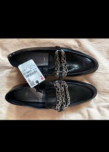 ZARA CHAIN LOAFERS