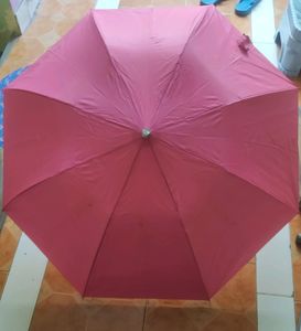 3 Umbrellas