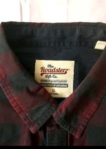 ROADSTER Men's Red &amp; Black Plaid Shirt
